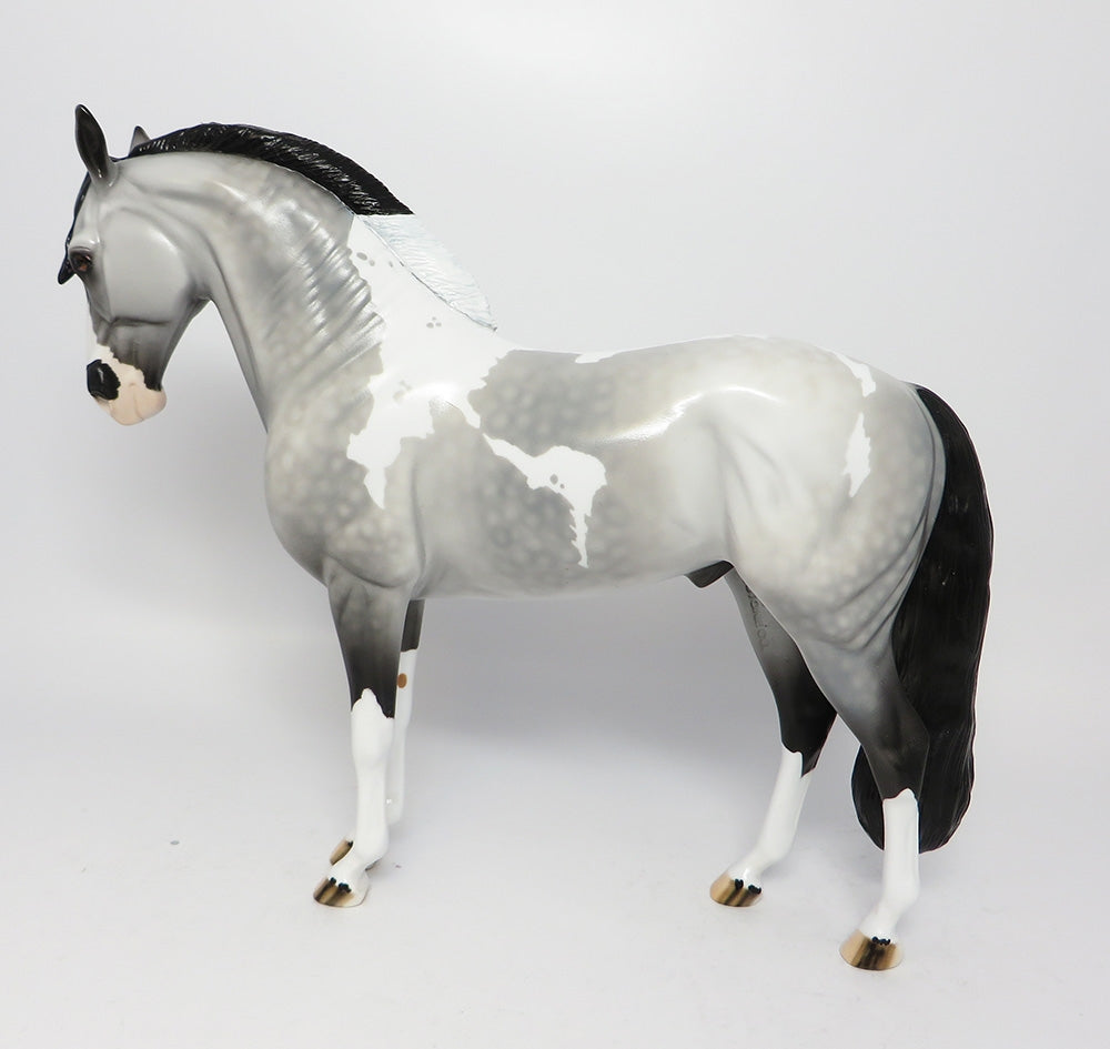 SOHO~OOAK DAPPLE GREY PAINT BRAIDED MANE ANDALUSIAN MODEL HORSE EQ 2017