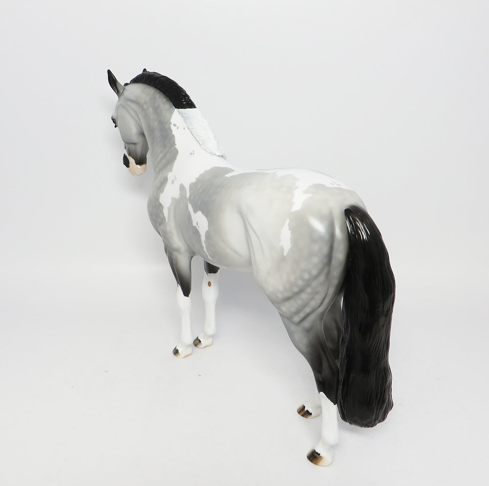 SOHO~OOAK DAPPLE GREY PAINT BRAIDED MANE ANDALUSIAN MODEL HORSE EQ 2017