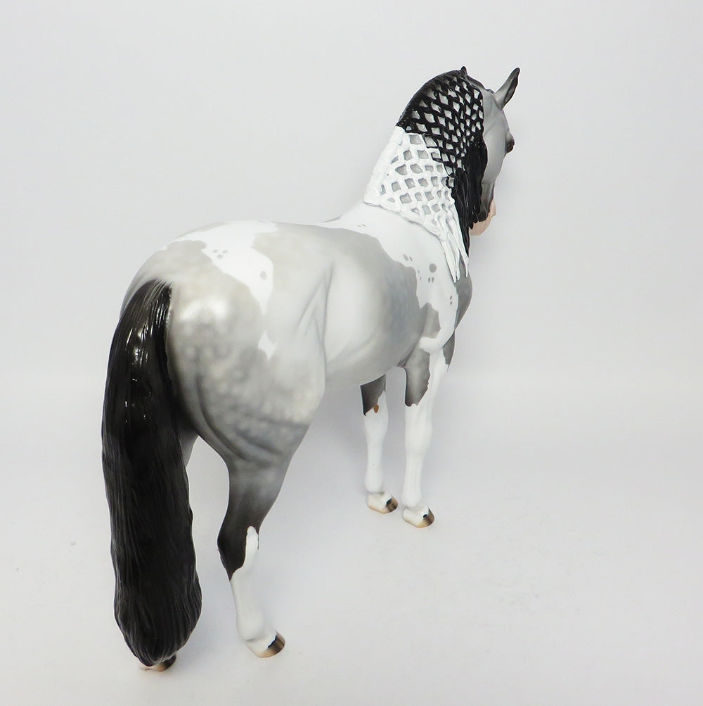 SOHO~OOAK DAPPLE GREY PAINT BRAIDED MANE ANDALUSIAN MODEL HORSE EQ 2017