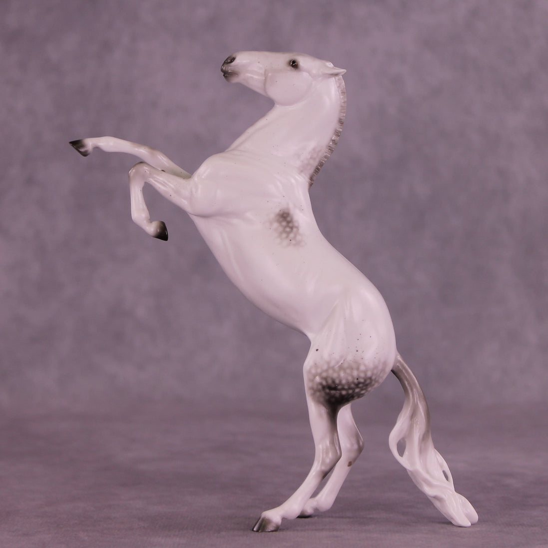 Stalagtite OOAK Pebble Mustang by Ellen Robbins HS25