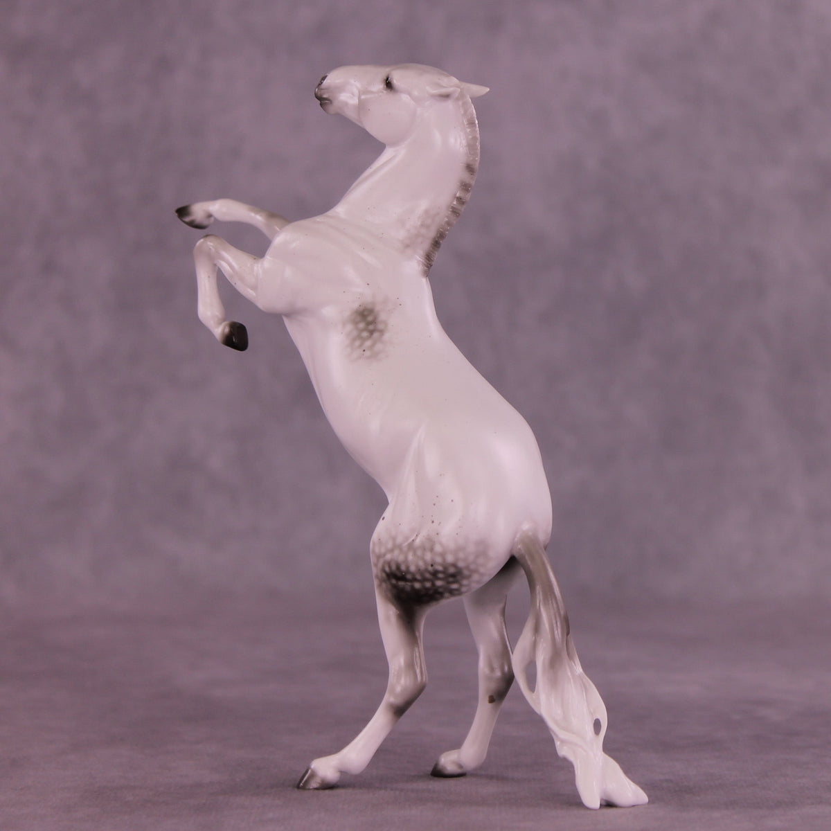 Stalagtite OOAK Pebble Mustang by Ellen Robbins HS25
