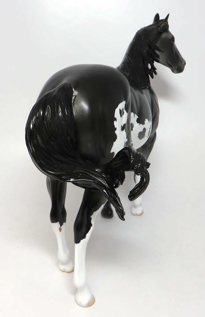 STEELE-OOAK BEAUTIUL DARK GREY TO BLACK PAINT ISH MODEL HORSE CUSTOMIZED BY JACKIE TURNER  8/11