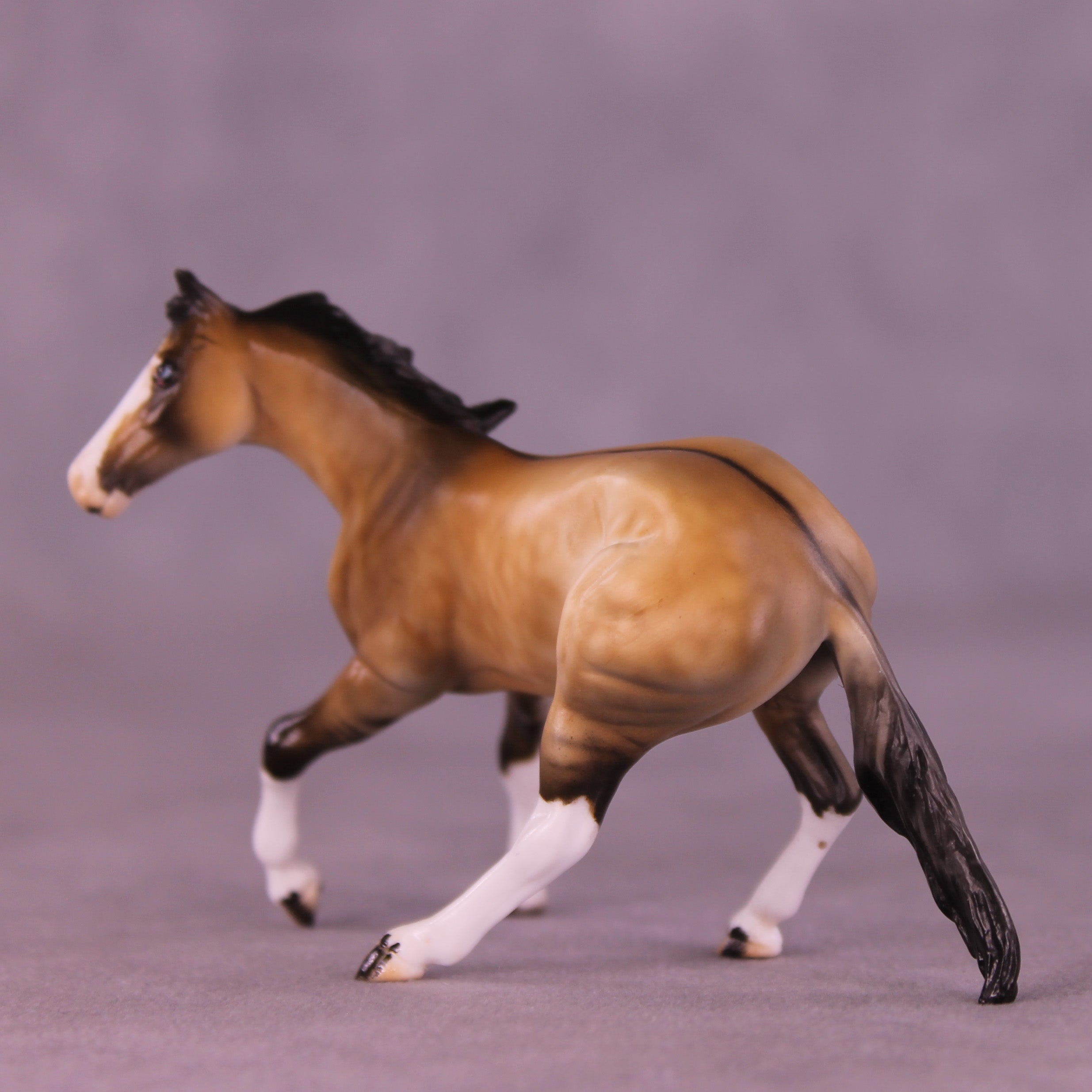 Stockings OOAK Chip Cutting Horse by Julie Keim HS25 - Stone Horses