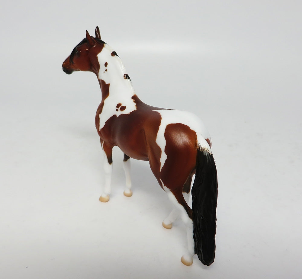 STONE MOUNTAIN-LE-10 NON-CUSTOM BAY PAINT ANDALUSIAN MODEL HORSE EQ 2017