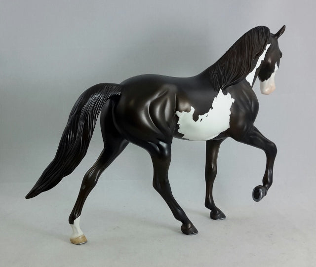 MR. BELIEVE IT OR NOT - Black and White Pinto Tennessee Walker Model Horse