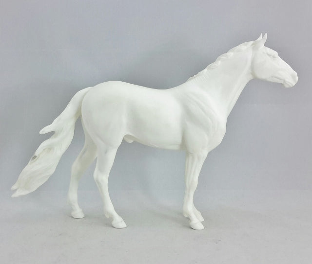 SPANISH MUSTANG RESIN