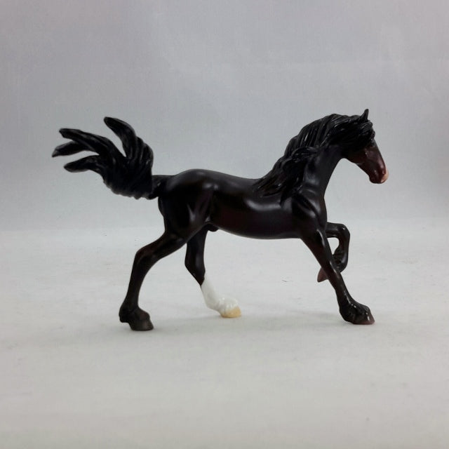 SPEGHAT - Black Freisian Model Horse - Stone Chip