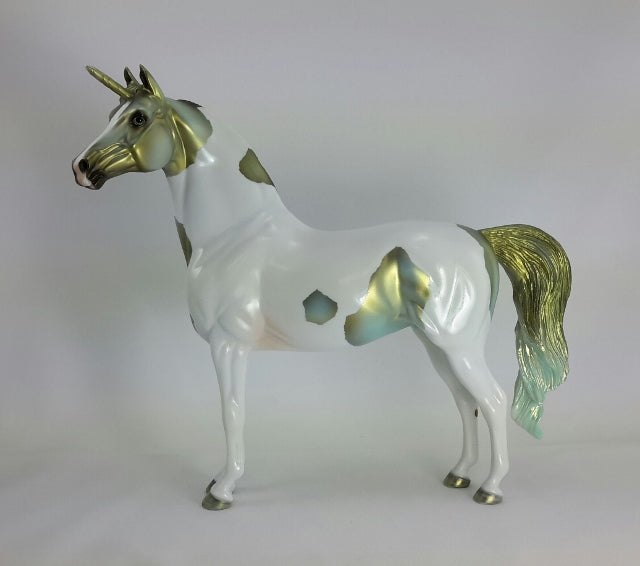 DESSA (The Roamer)  - OOAK Golden Green Decorator Unicorn Morgan