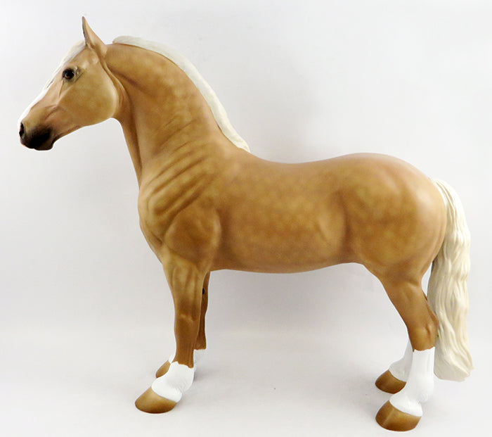 THE FRIDGE-OOAK BLONDE STANDING DRAFTER MODEL HORSE 2/5