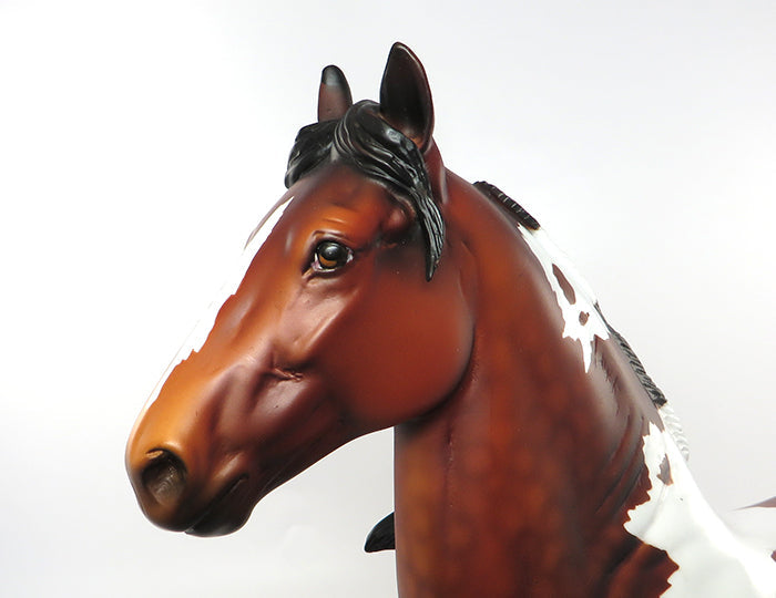 TOM THUMB-LE-4 DAPPLE BAY PAINT TROTTING DRAFTER MODEL HORSE EQ 2016 7/28