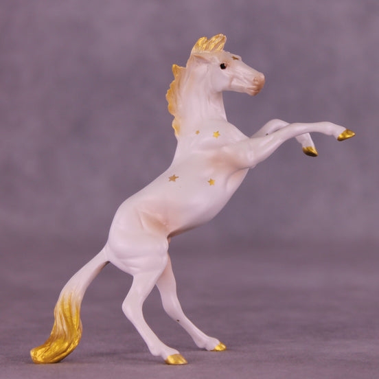 Treetop OOAK Chip Mustang by Anna Rieck HS25