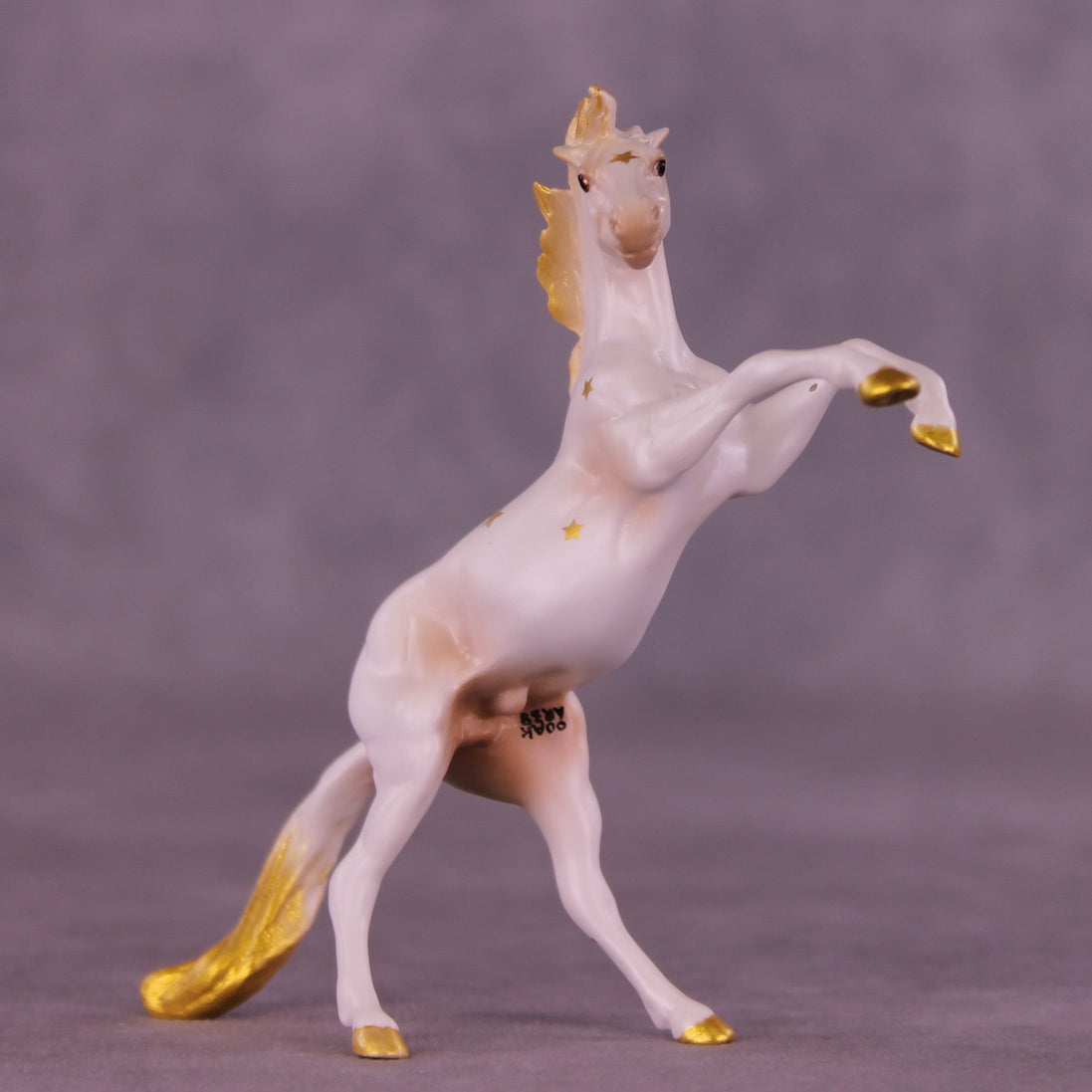 Treetop OOAK Chip Mustang by Anna Rieck HS25