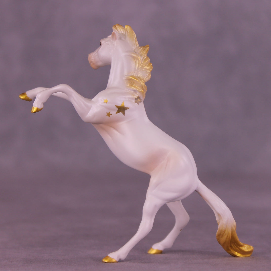 Treetop OOAK Chip Mustang by Anna Rieck HS25