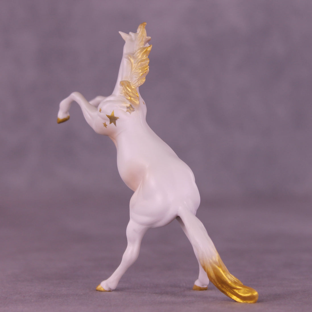 Treetop OOAK Chip Mustang by Anna Rieck HS25
