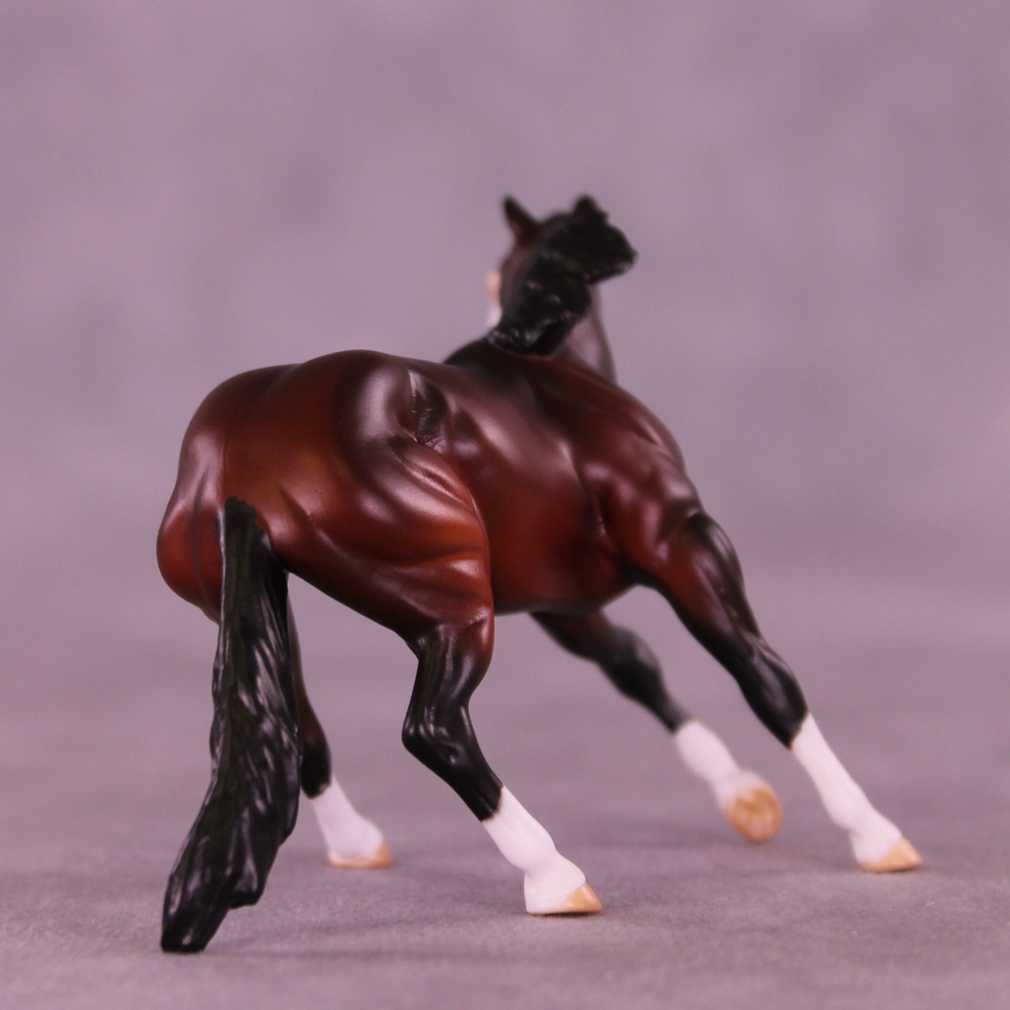 Un Poco Loco OOAK Chip Cutting Horse by Anna Rieck VV26