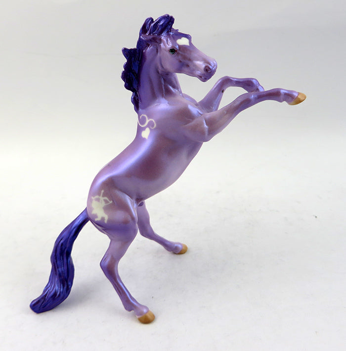 WISTERIA-OOAK VALENTINE REARING CHIP DECORATOR 2/5