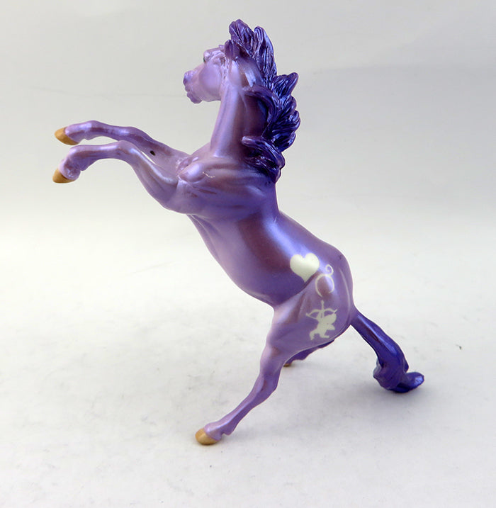 WISTERIA-OOAK VALENTINE REARING CHIP DECORATOR 2/5