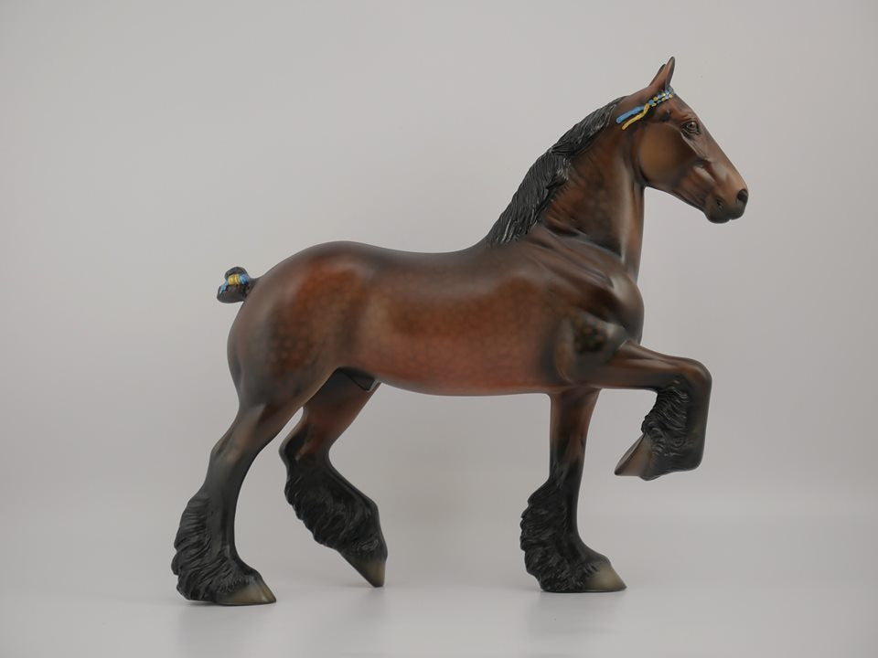 YOUNKERS-OOAK DAPPLE BAY TROTTING DRAFTER MODEL HORSE 7/9/20