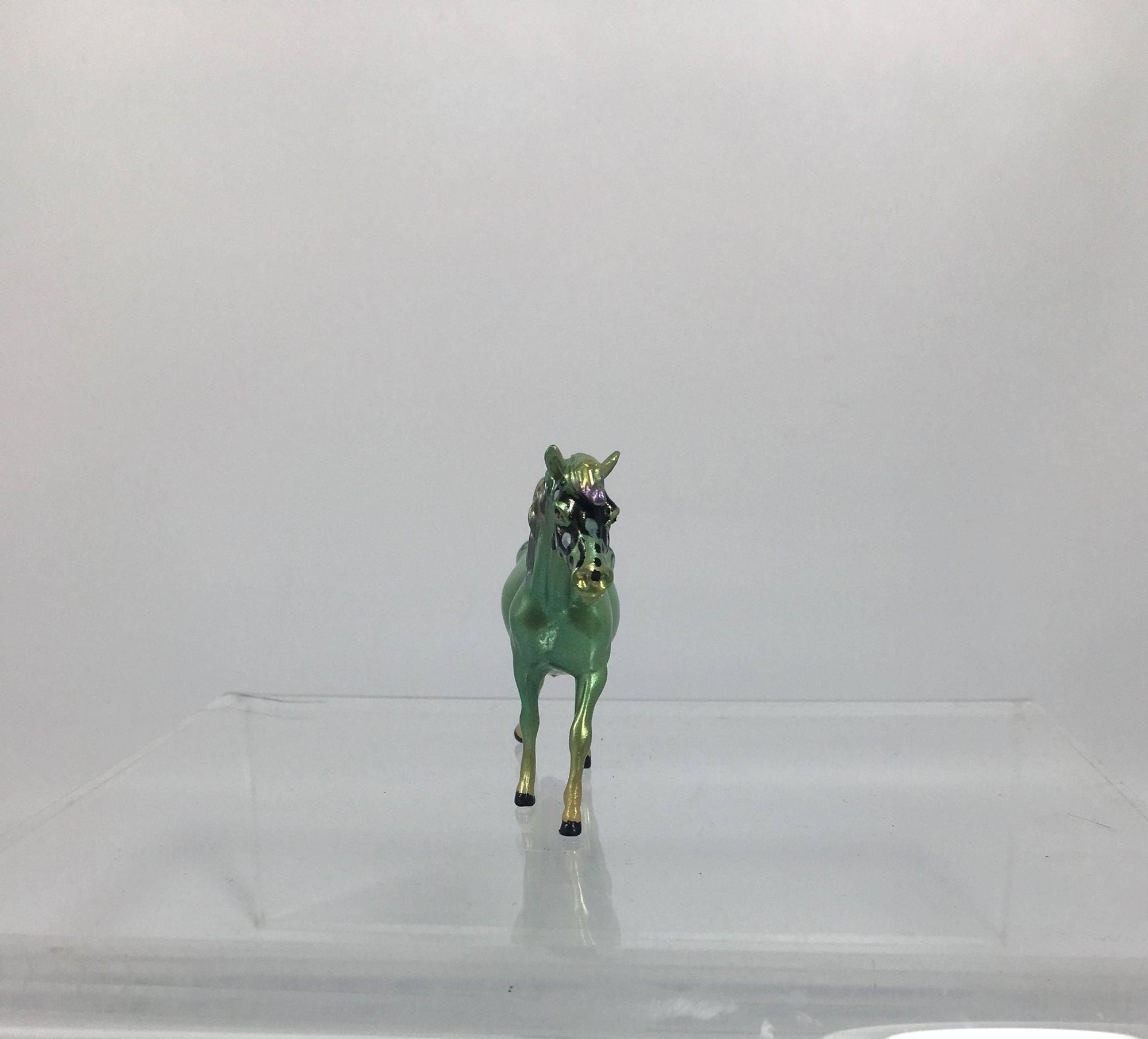 Bead-OOAK Mardi Gras Pony Chip Deco SB21