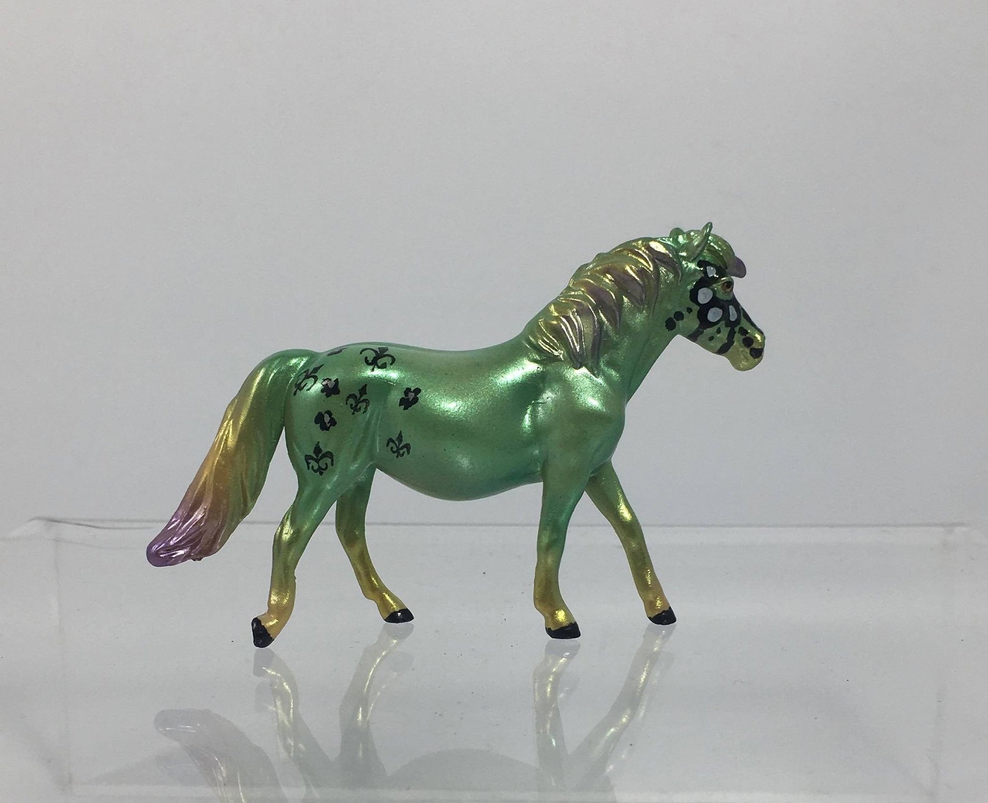 Bead-OOAK Mardi Gras Pony Chip Deco SB21