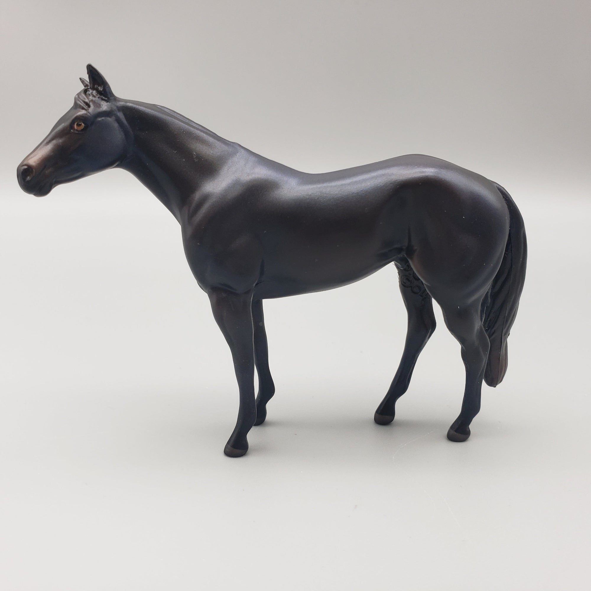 Ebony OOAK Dark Grey Stock Horse Chip By Jess Hamill EQ23