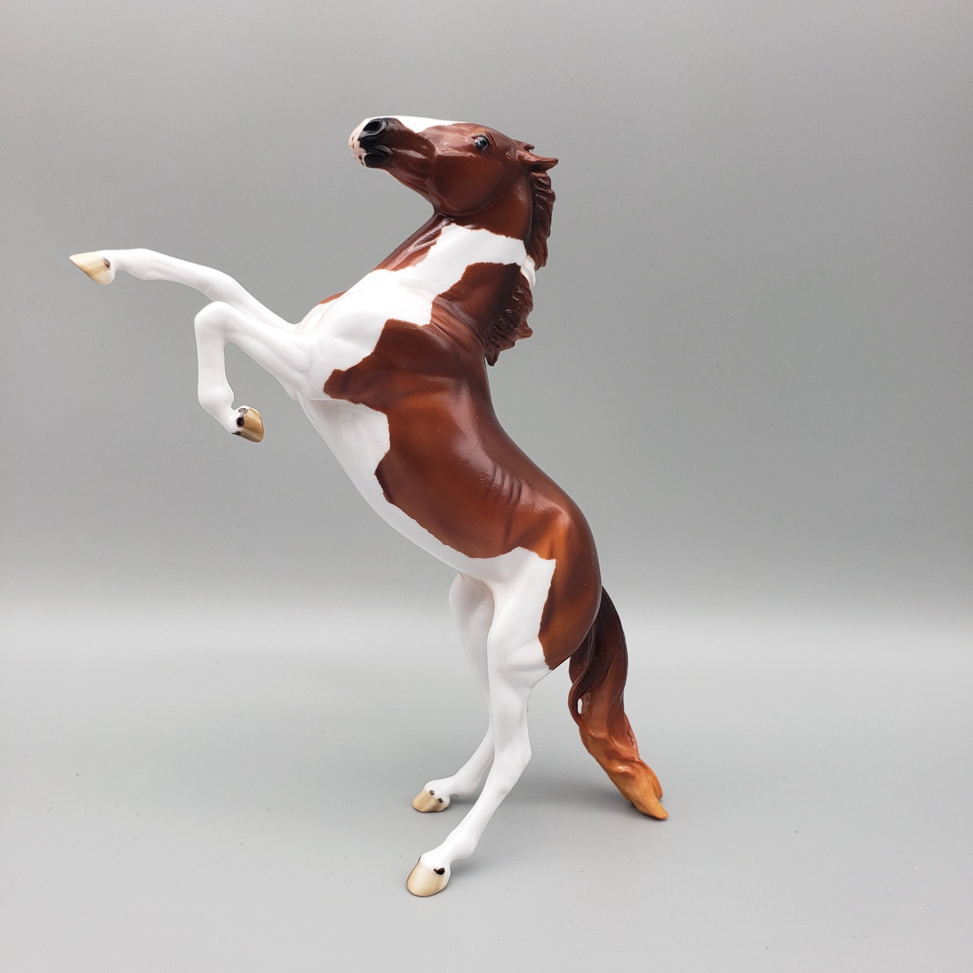 Scimitar OOAK Chestnut Splash Overo Rearing Pebble By Ellen Robbins EQ23
