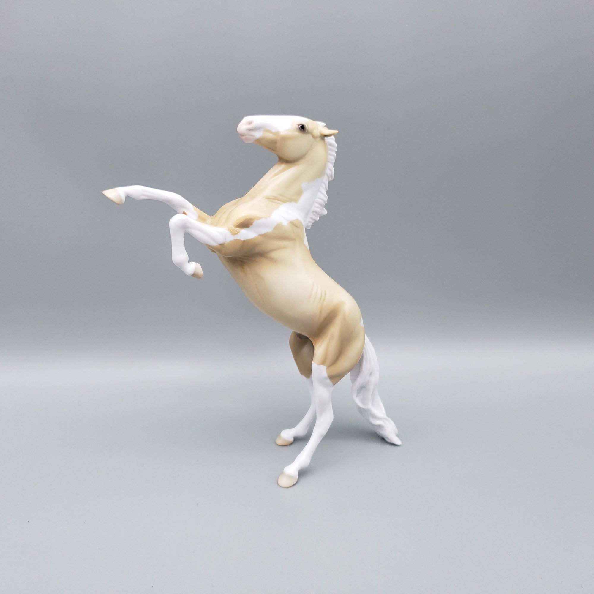 Sidney OOAK Dunalino Tobiano Rearing Pebble By Ellen Robbins EQ23