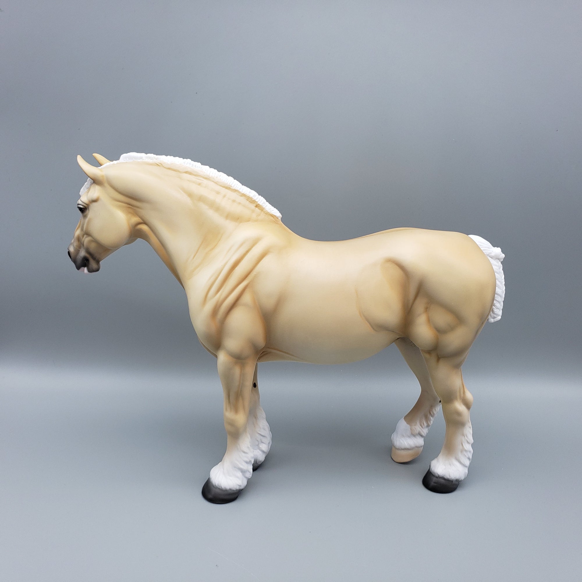 Sophie OOAK Palomino Heavy Draft By Ellen Robbins EQ23