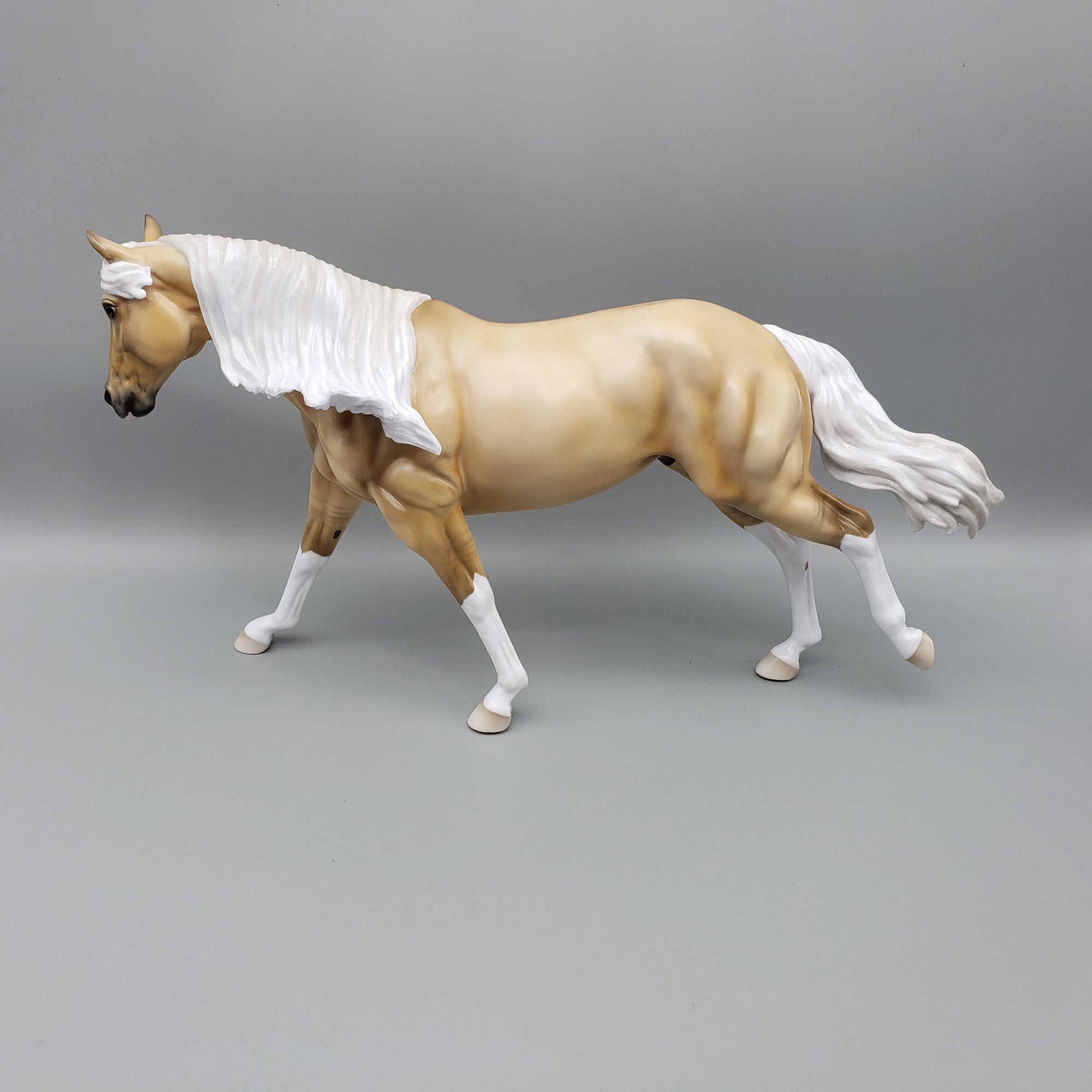 Samuel OOAK Dunalino Running Stock Horse By Ellen Robbins EQ23