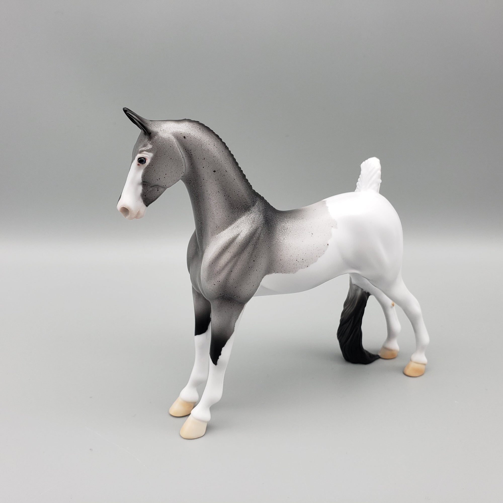 Sterling OOAK Holo Roan Saddlebred Pebble By Ellen Robbins EQ23