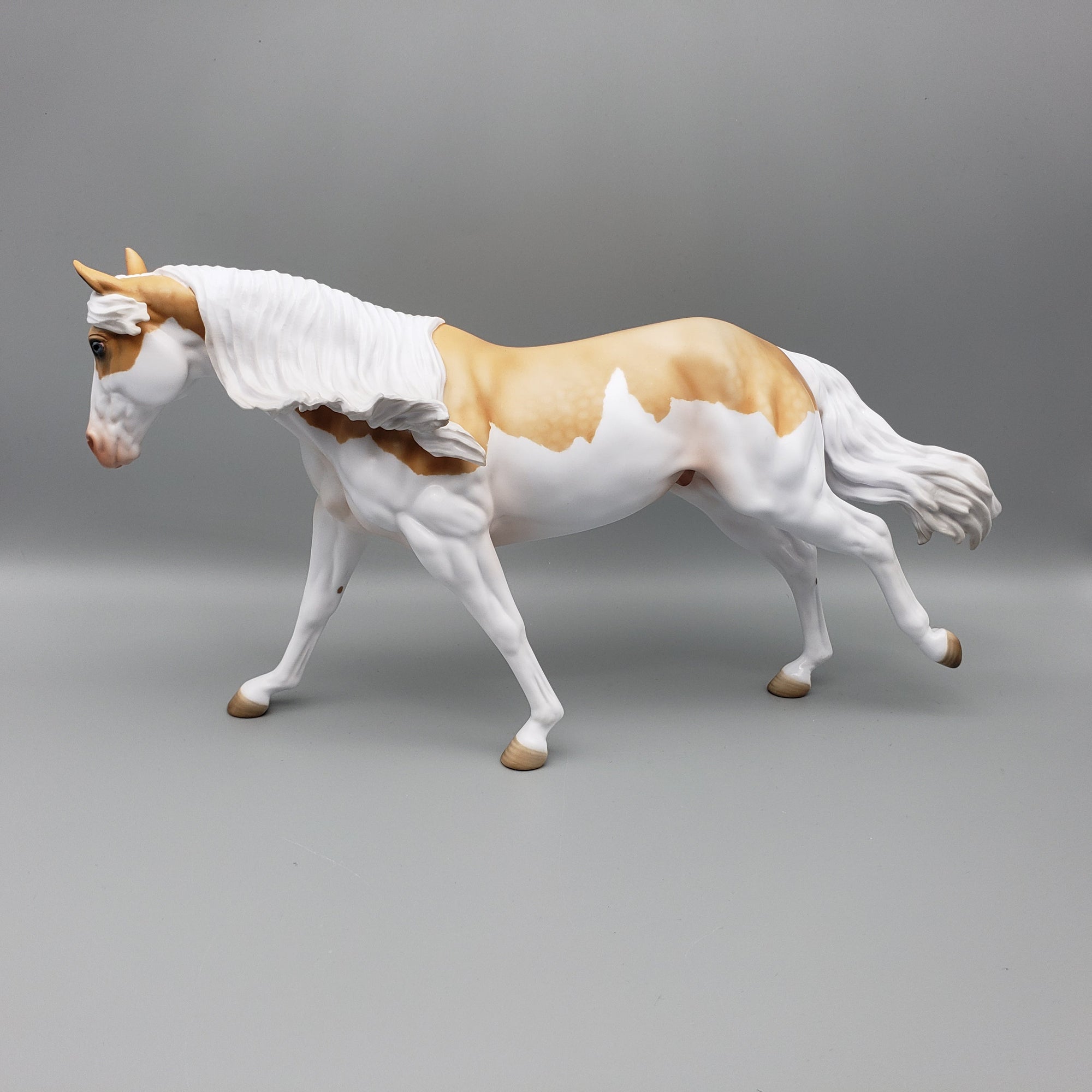 Luc OOAK Palomino Splash Running Stock Horse By Angela Marleau EQ23