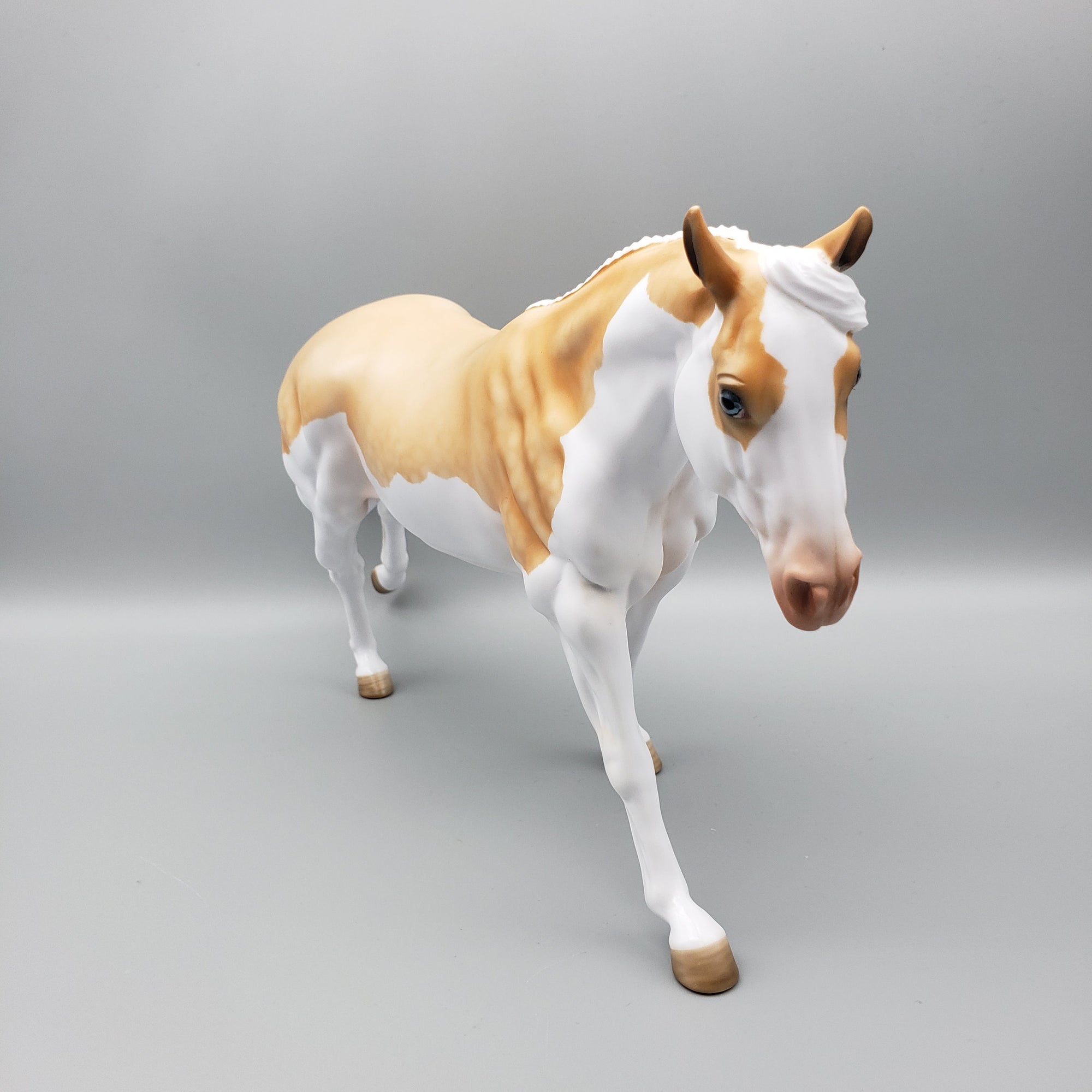 Luc OOAK Palomino Splash Running Stock Horse By Angela Marleau EQ23