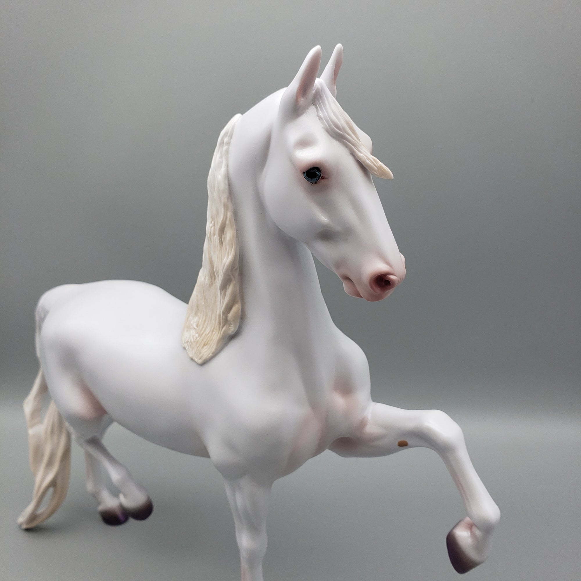 All Dolled Up OOAK Cremello with Show Hooves Saddlebred By Ashley Palmer EQ23