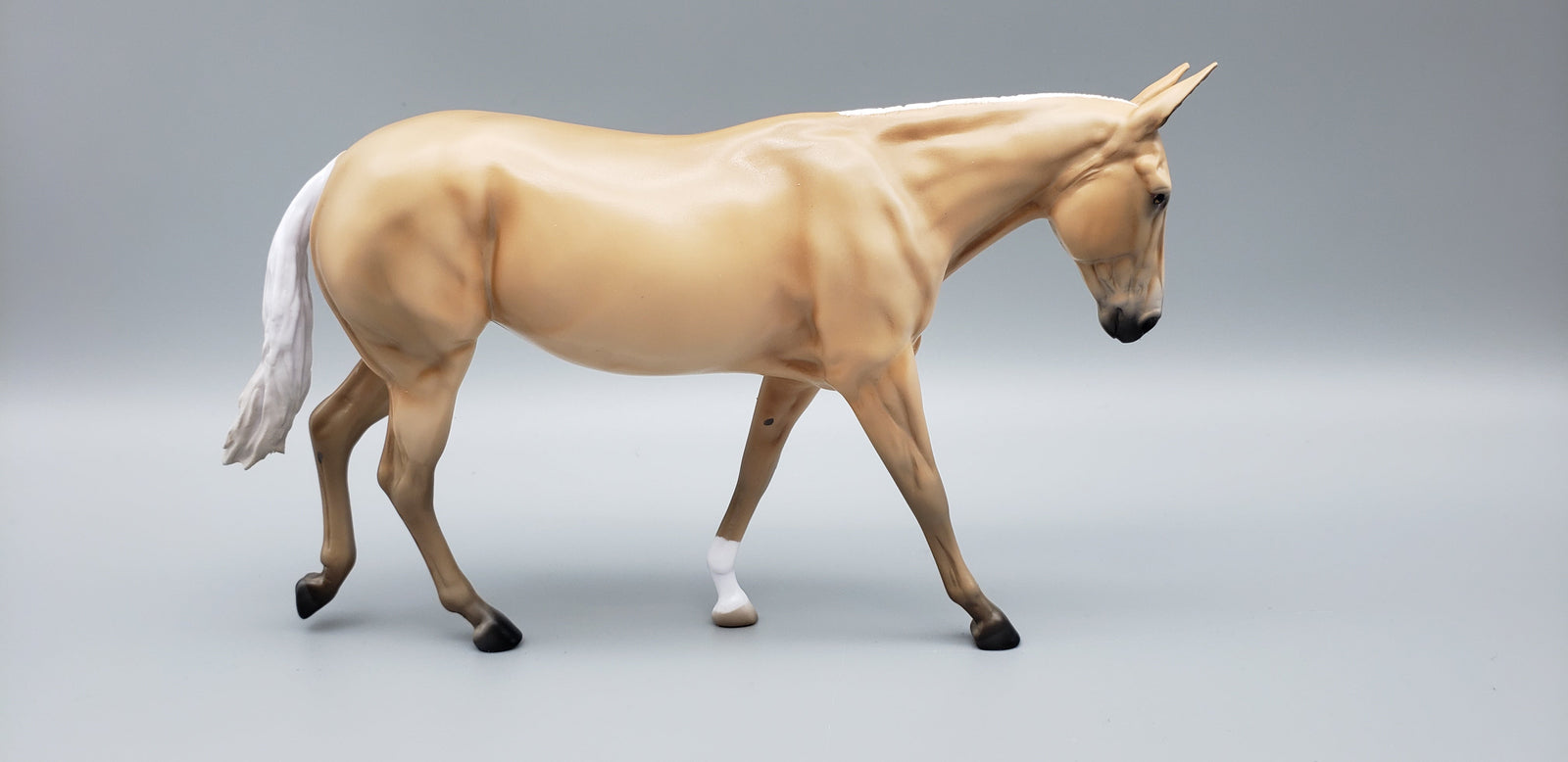 Butterball OOAK Palomino Pebble Mule By Angela Marleau EQ23