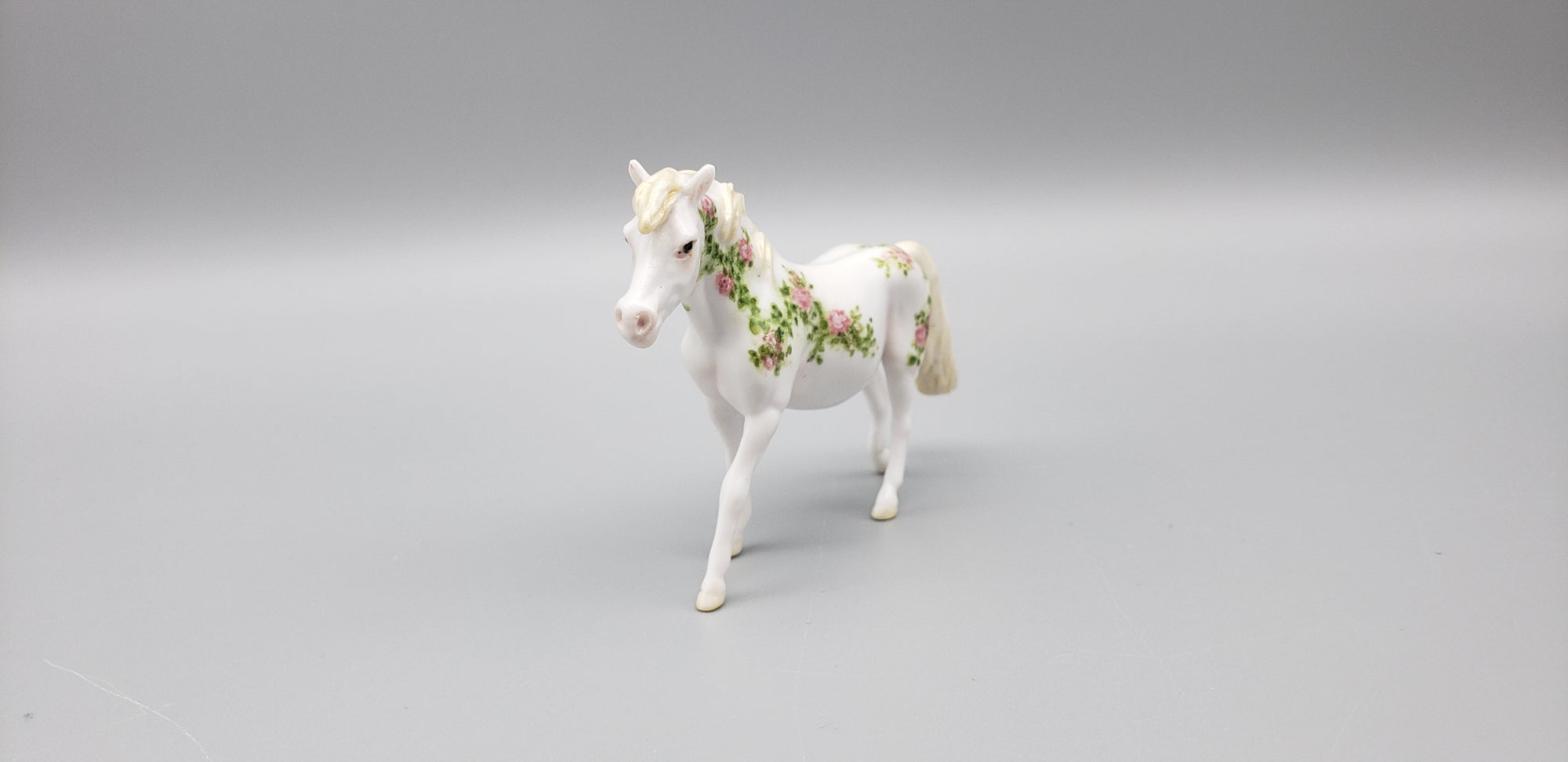 Ramblen Rose OOAK White with Handpainted Rose Deco Pony Chip By Andrea Thomason EQ23