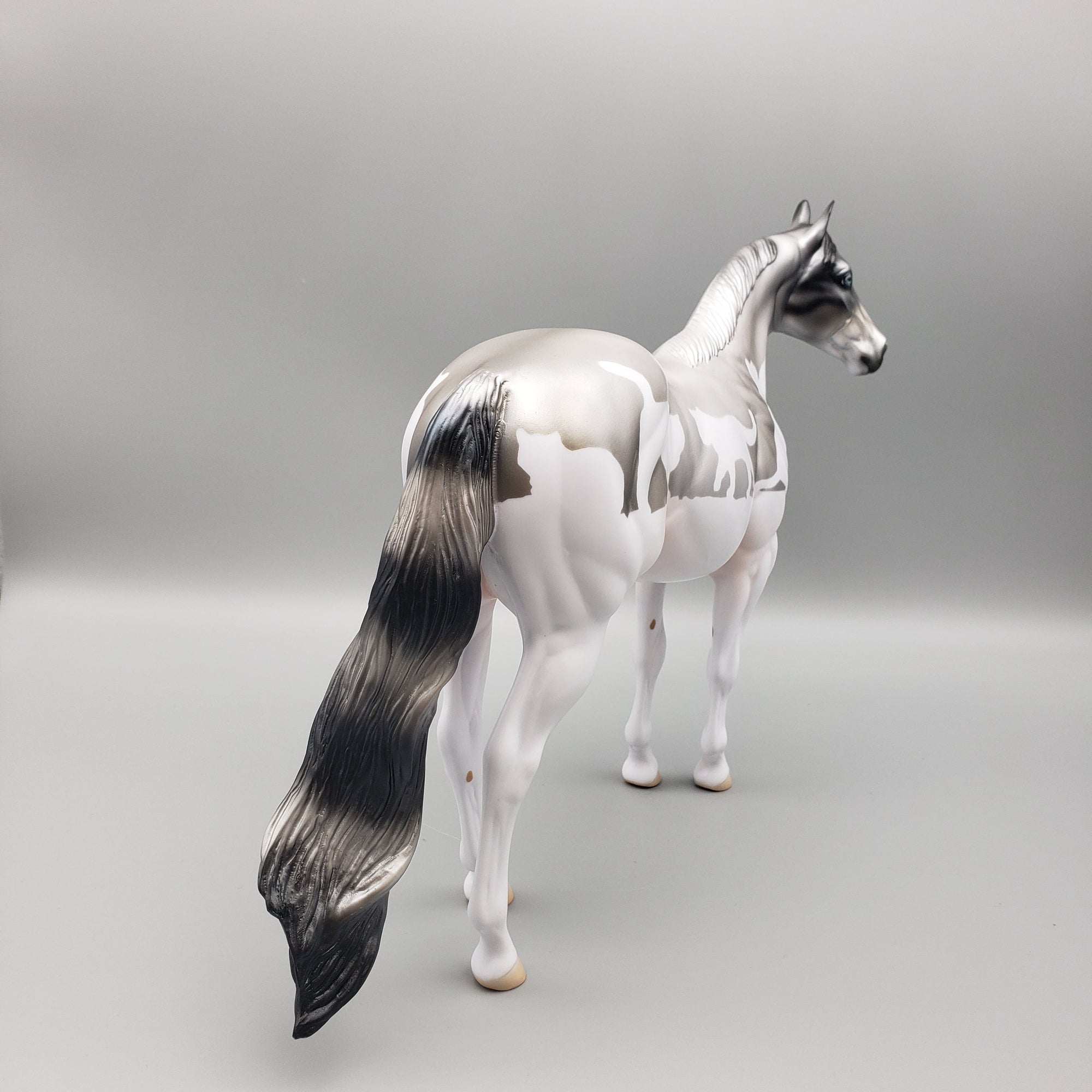 August DAH Special Design Pattern - Kitten Around - 8/11/23