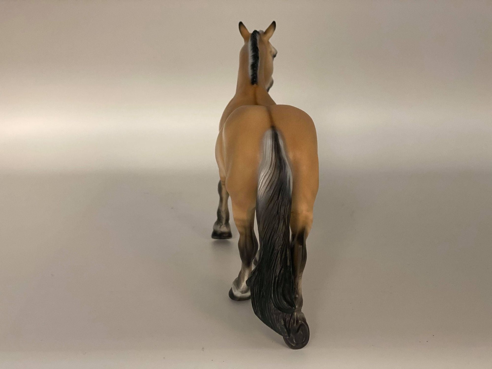 LOYALTY MEMBER PRE-ORDER SUNSET-LE-101 Sunset Trotting Pebbles Drafter EQ 2021