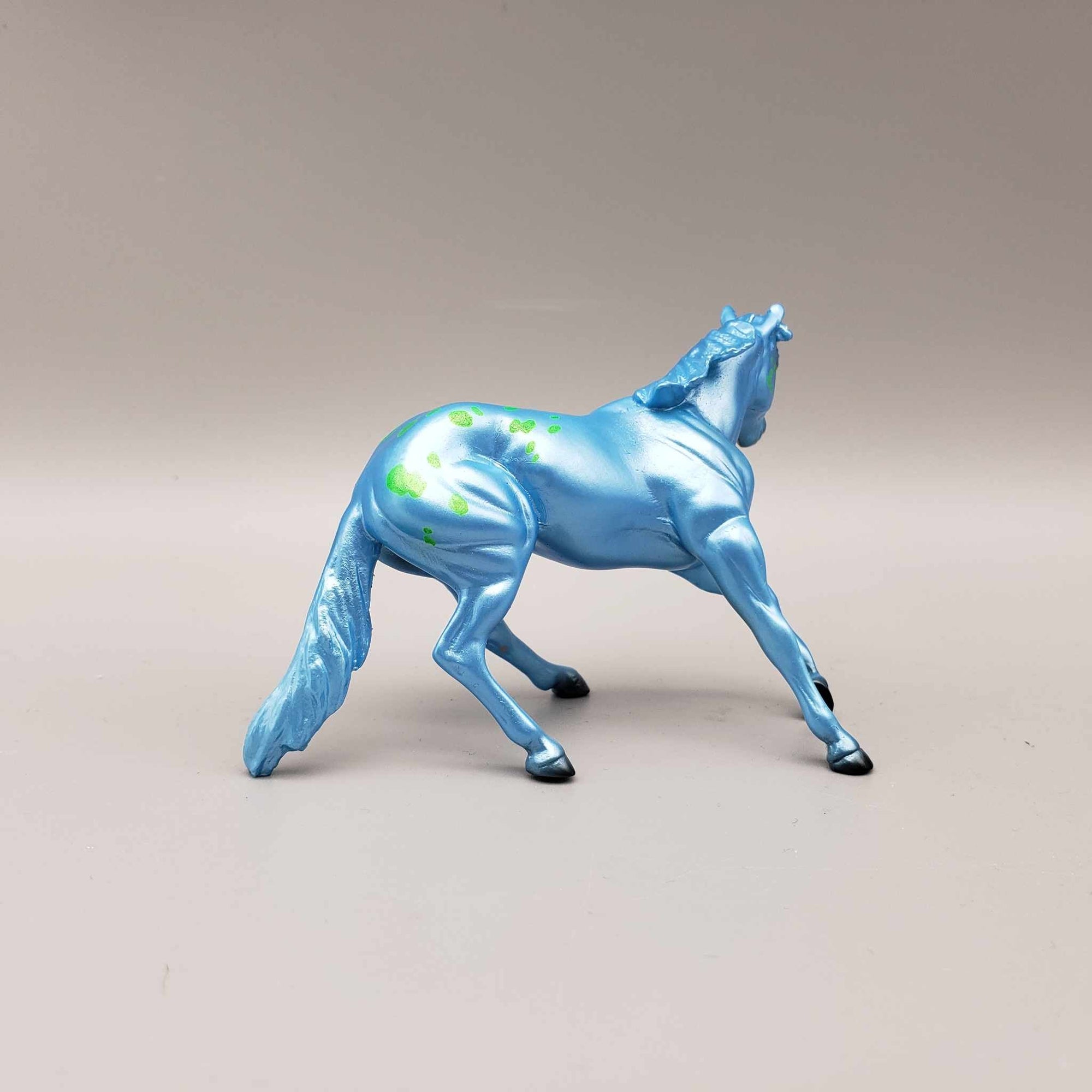 Scuviets &amp; Calf OOAK Neon Blue Blacklight Reactive Cutter &amp; Alien Calf Chip LE-30 By Jess Hamill Moonlight Madness 2023 MM23