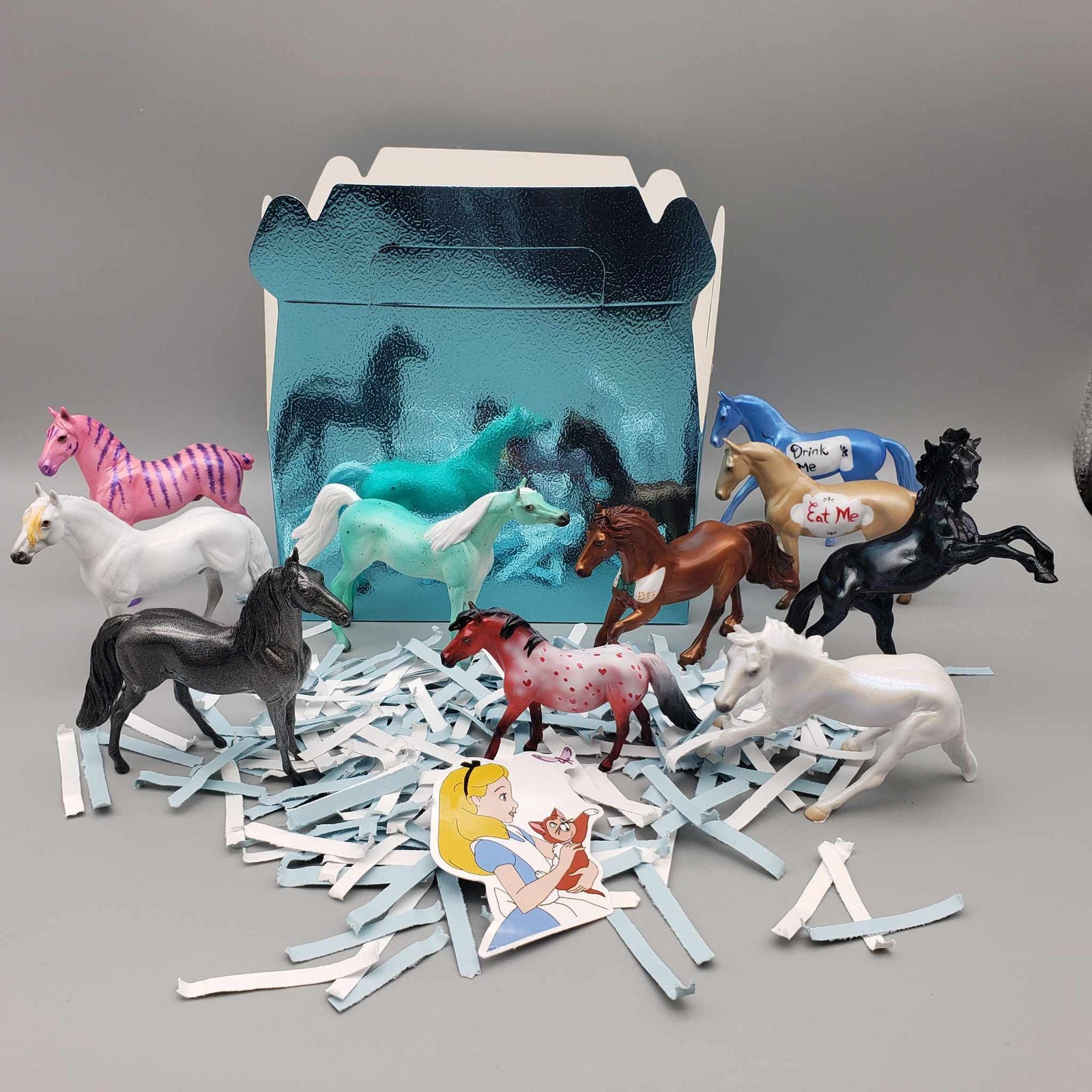 Alice In Wonderland Chip Grab Bags 😍 One Per Customer Please