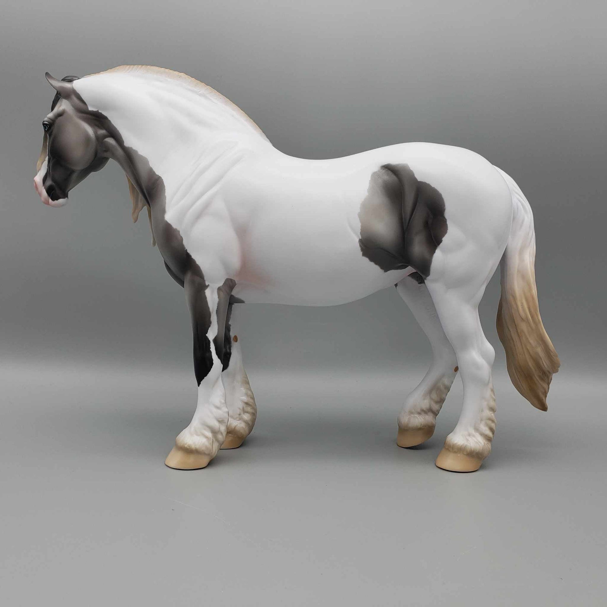 Old Friends LE20 Grey Pinto Heavy Draft By Ashley Palmer AoTH23