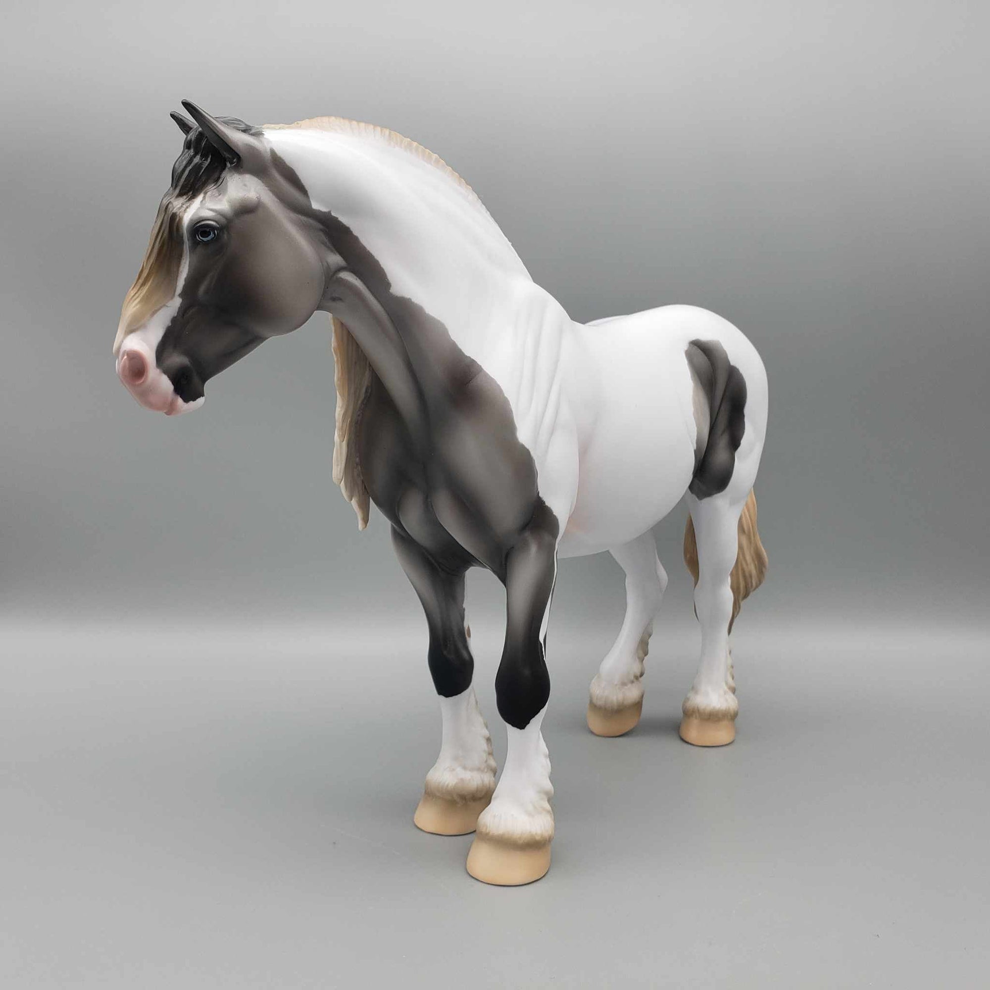 Old Friends LE20 Grey Pinto Heavy Draft By Ashley Palmer AoTH23