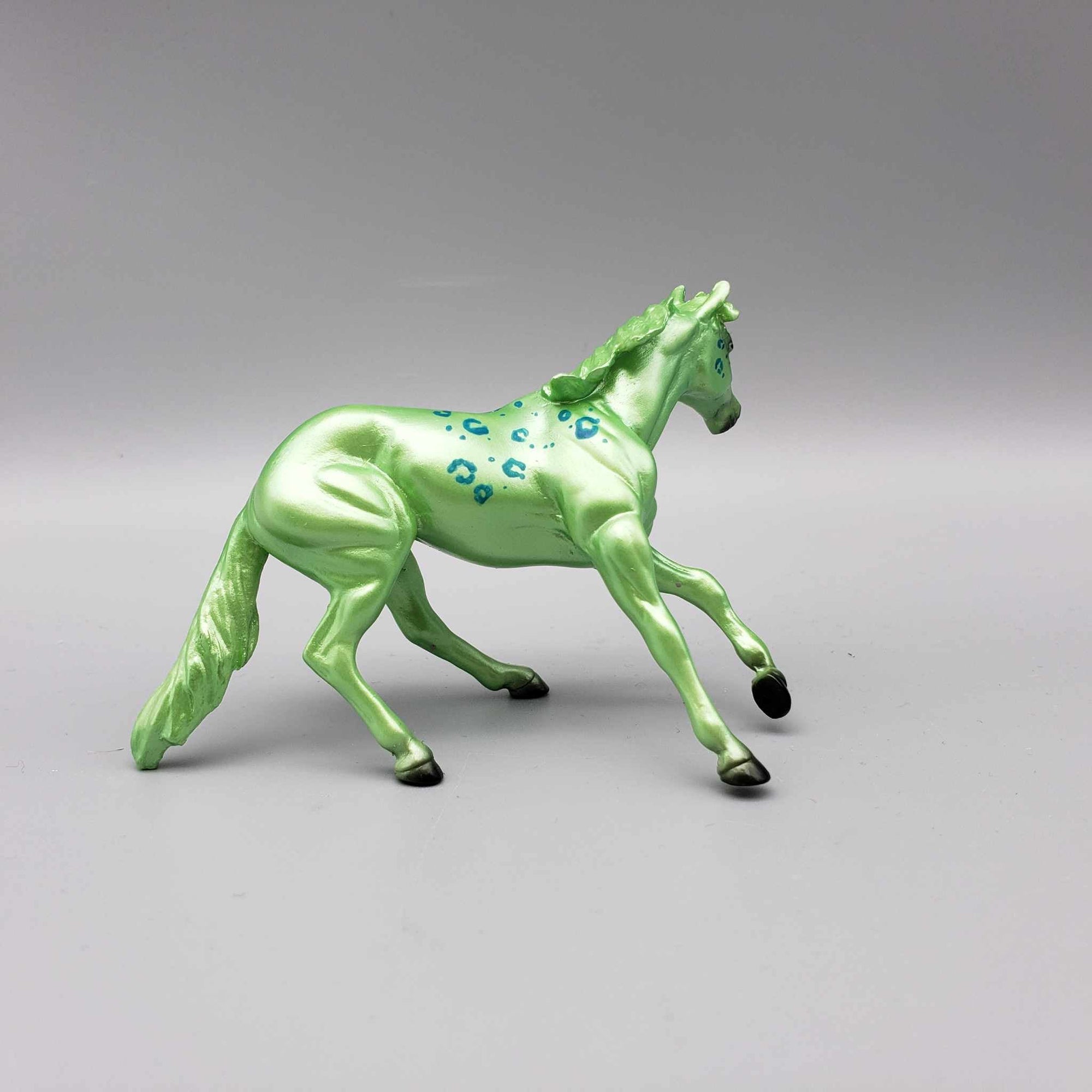 Bhamphath &amp; Calf OOAK Neon Green Blacklight Reactive Cutter &amp; Alien Calf Chip LE-30 By Jess Hamill Moonlight Madness 2023 MM23