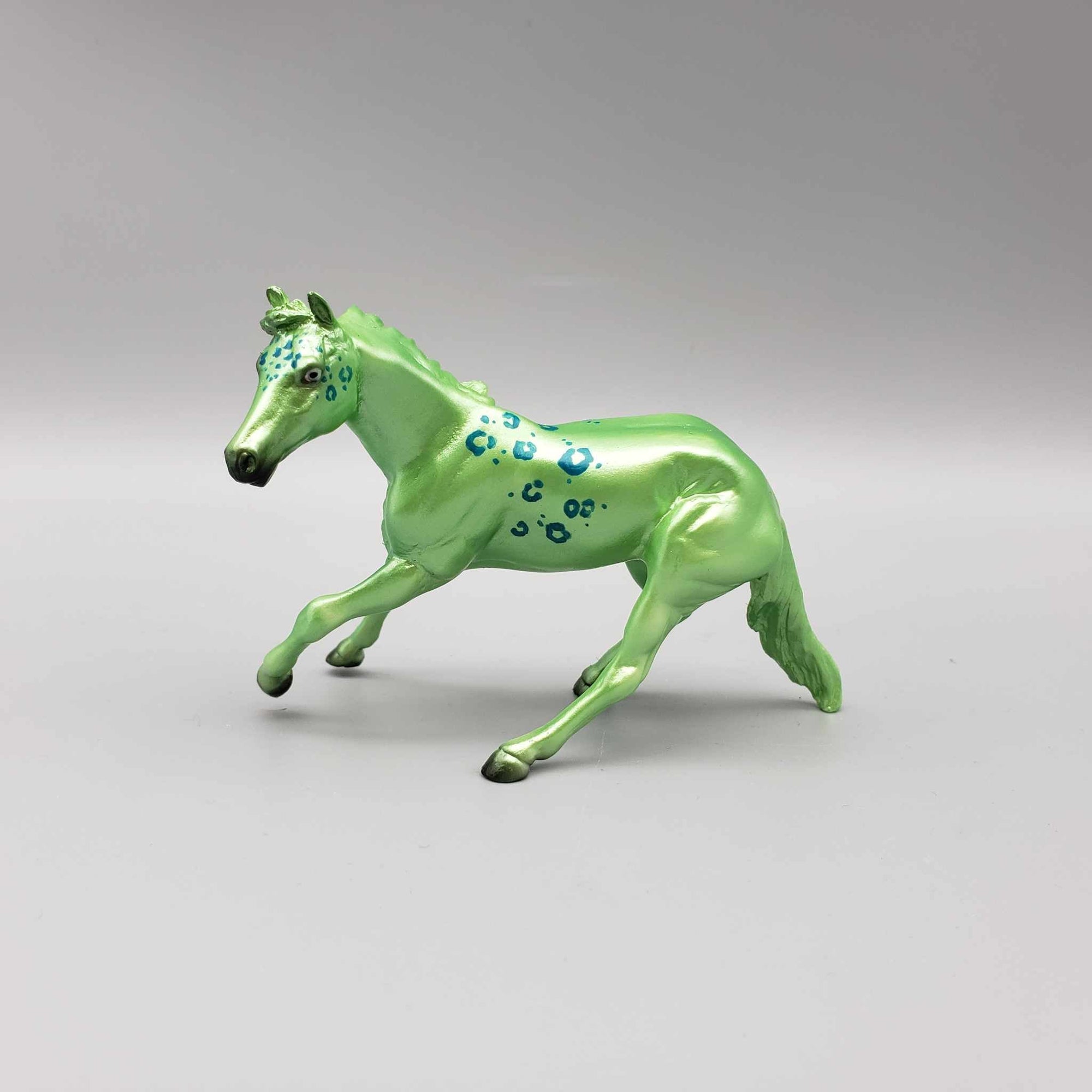 Bhamphath &amp; Calf OOAK Neon Green Blacklight Reactive Cutter &amp; Alien Calf Chip LE-30 By Jess Hamill Moonlight Madness 2023 MM23