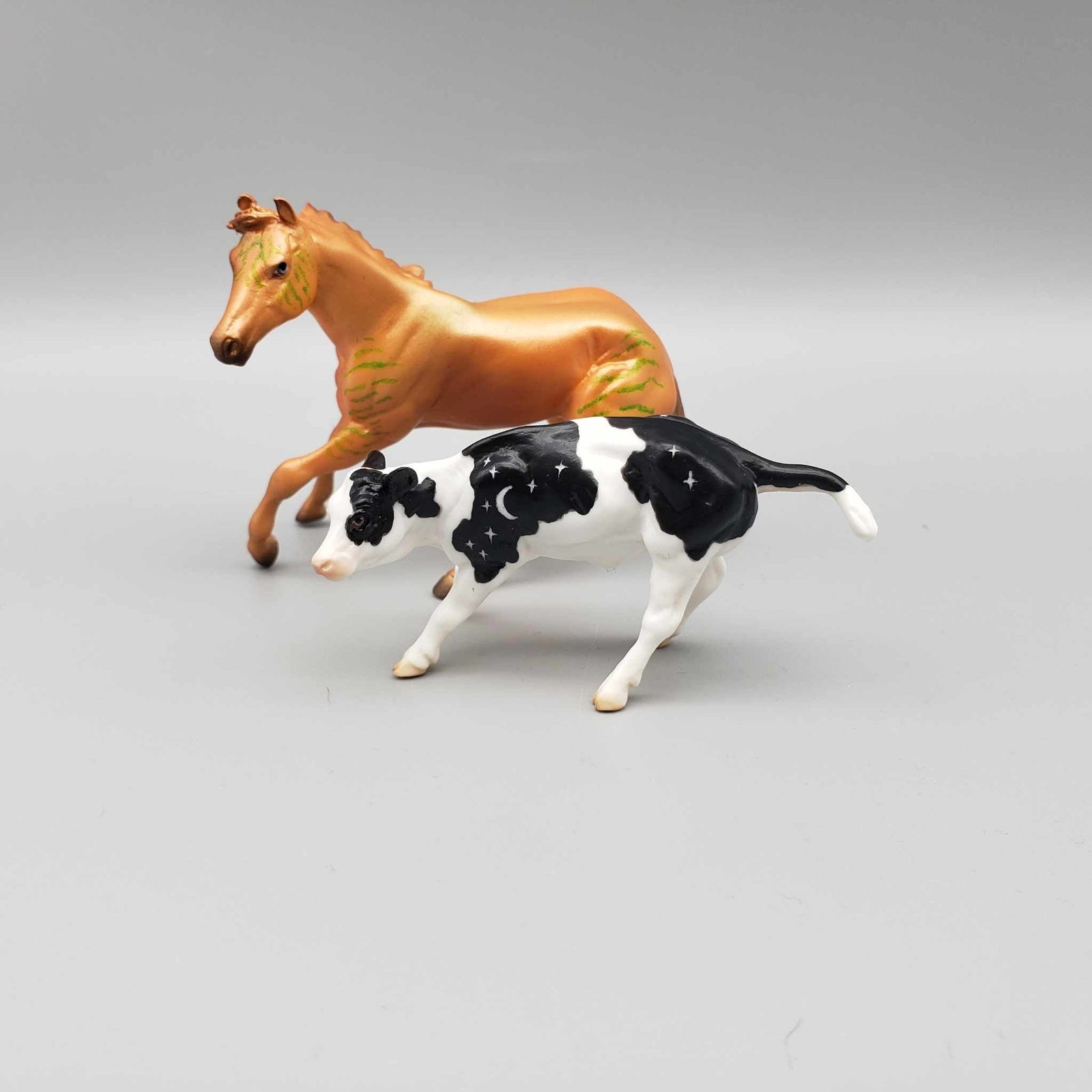 Vodill & Calf OOAK Orange Blacklight Reactive Cutter & Alien Calf Chip LE-30 By Jess Hamill Moonlight Madness 2023 MM23