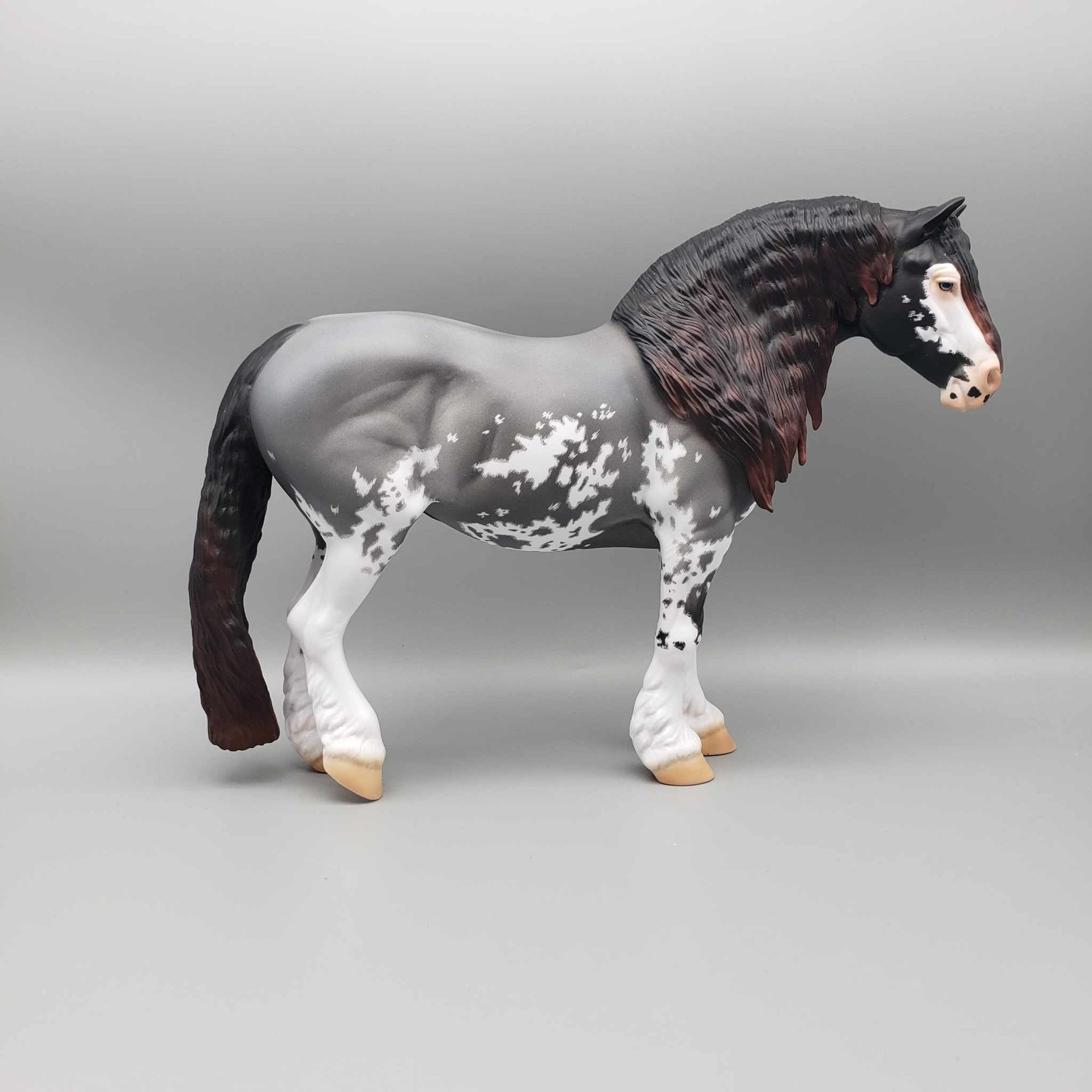 Nulit OOAK Blue Roan Sabino with Etched Markings By Hannah Olson