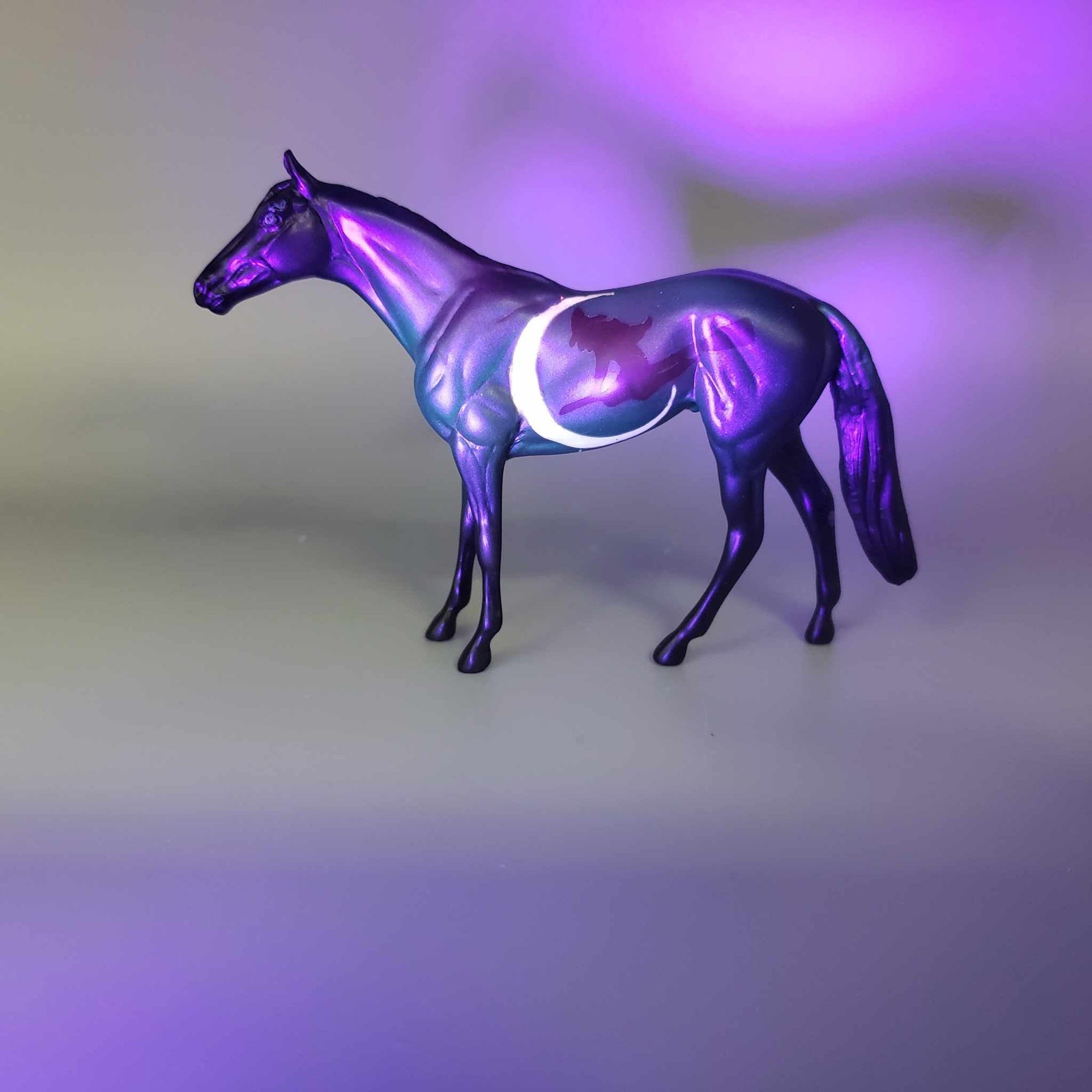 What Happens By Moonlight OOAK Deco Blue W/ Cresent Moon Blacklight Reactive Thoroughbred Chip By Ellen Robbins Moonlight Madness 2023 MM23