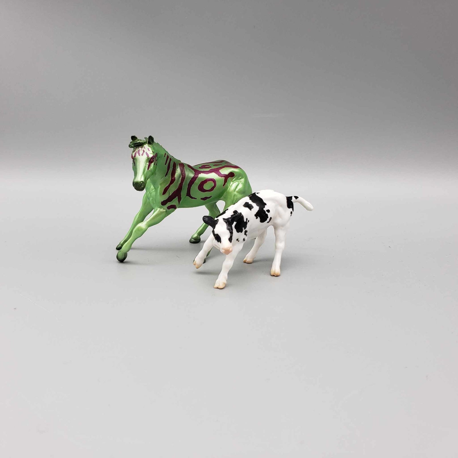 Scalgaks & Calf OOAK Neon Green Blacklight Reactive Cutter & Alien Calf Chip LE-30 By Jess Hamill Moonlight Madness 2023 MM23