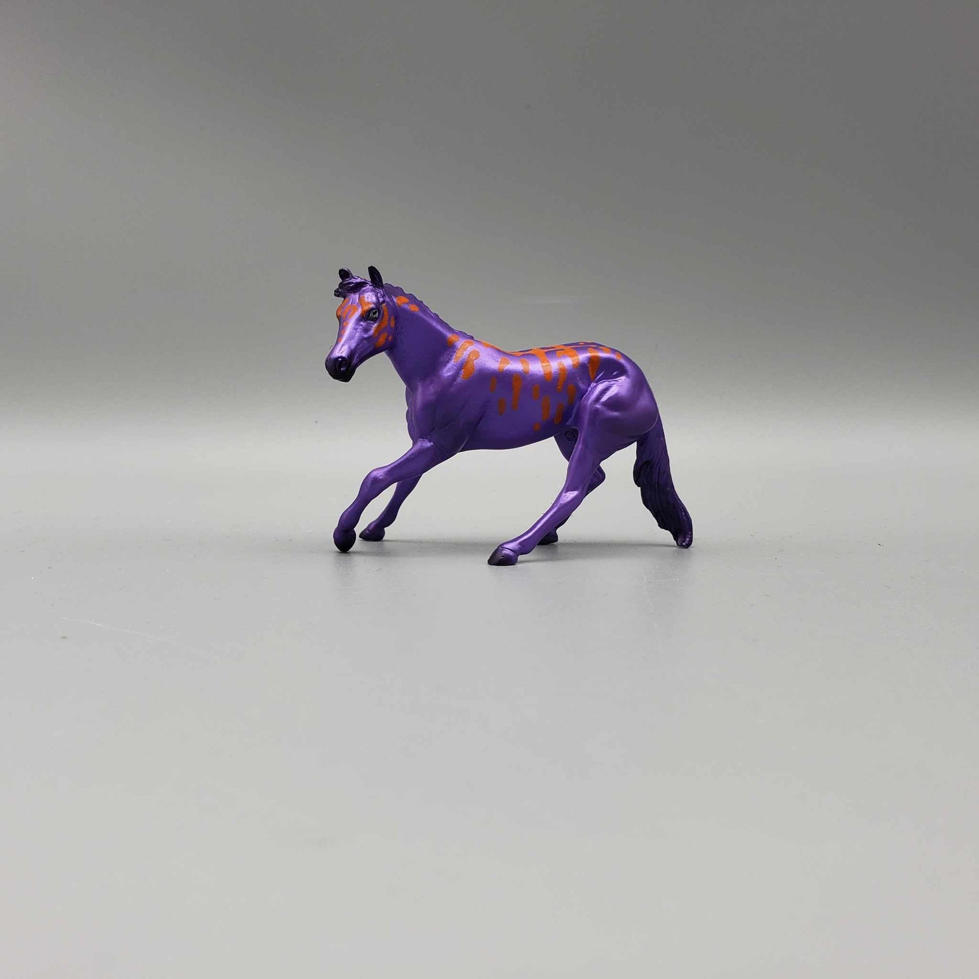 Stailxuiks &amp; Calf OOAK Purple Blacklight Reactive Cutter &amp; Alien Calf Chip LE-30 By Jess Hamill Moonlight Madness 2023 MM23