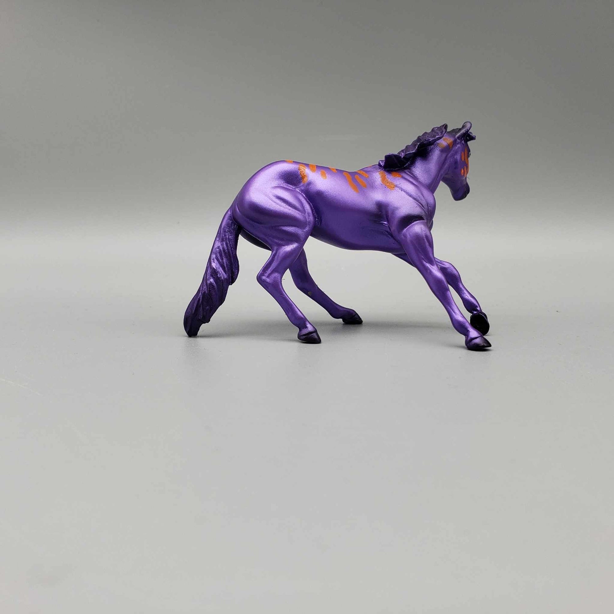 Stailxuiks &amp; Calf OOAK Purple Blacklight Reactive Cutter &amp; Alien Calf Chip LE-30 By Jess Hamill Moonlight Madness 2023 MM23