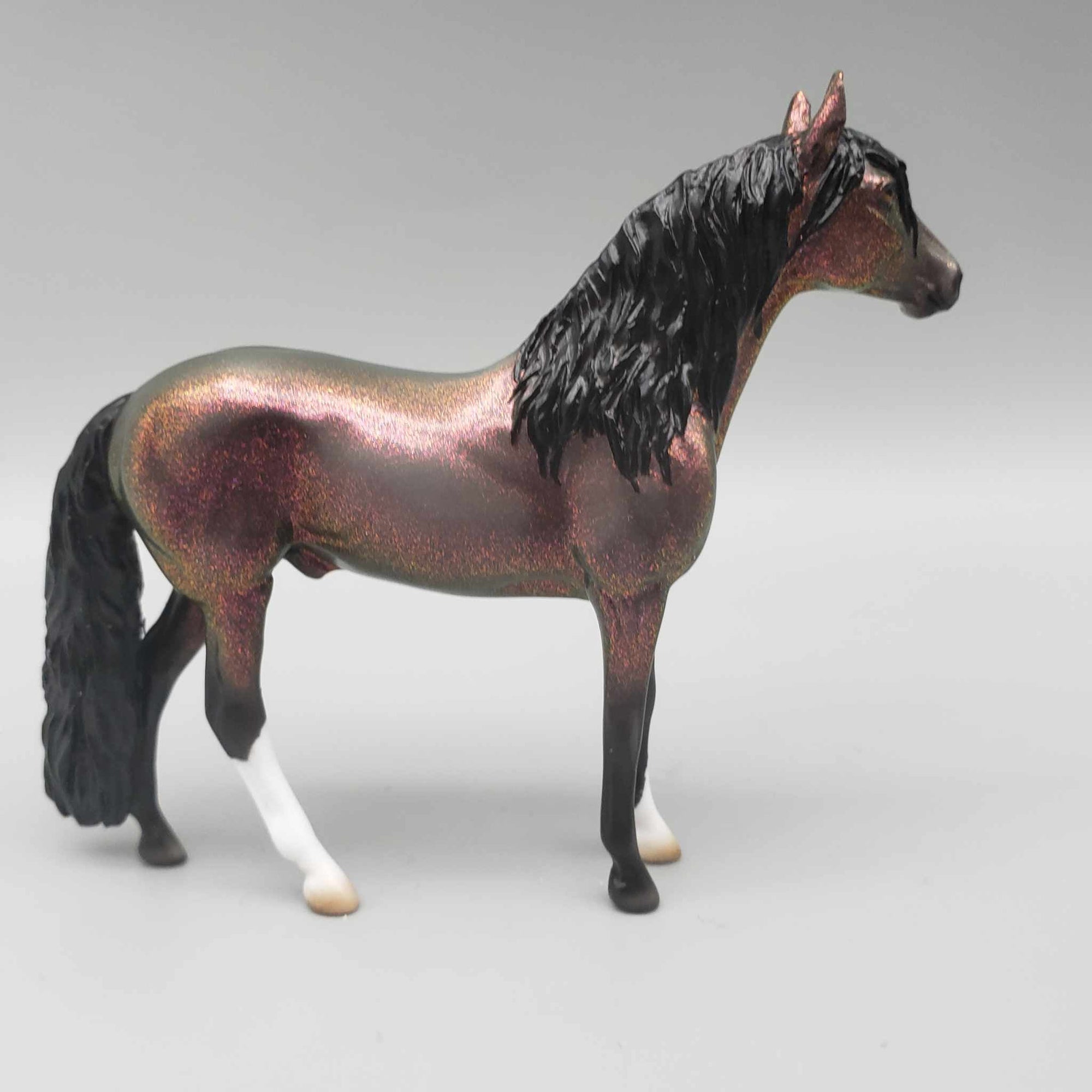 The Hierophant OOAK Deco Red - Gray Colorshift Andalusian Chip By Ellen Robbins Moonlight Madness 2023 MM23